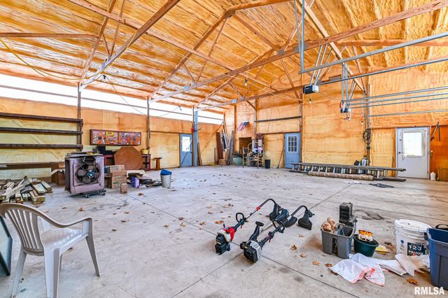 118 S LOCUST Street, Williamsfield, IL 61489