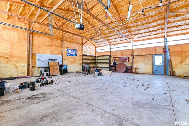 118 S LOCUST Street, Williamsfield, IL 61489