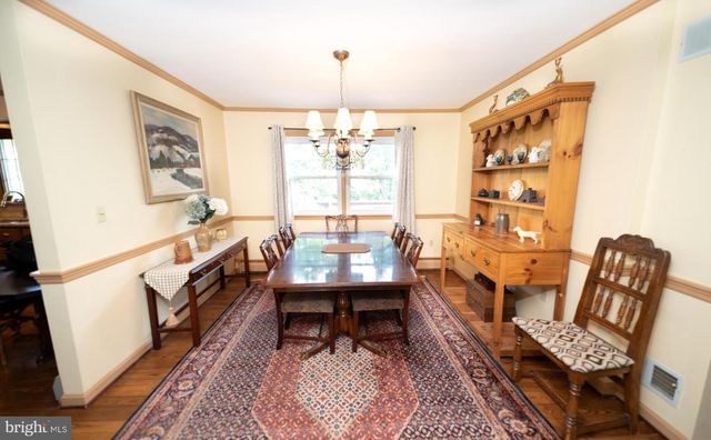 100 ALBRIGHT DR, Hanover, PA 17331