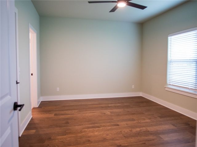 2128 S Magnificent Loop, Fayetteville, AR 72701