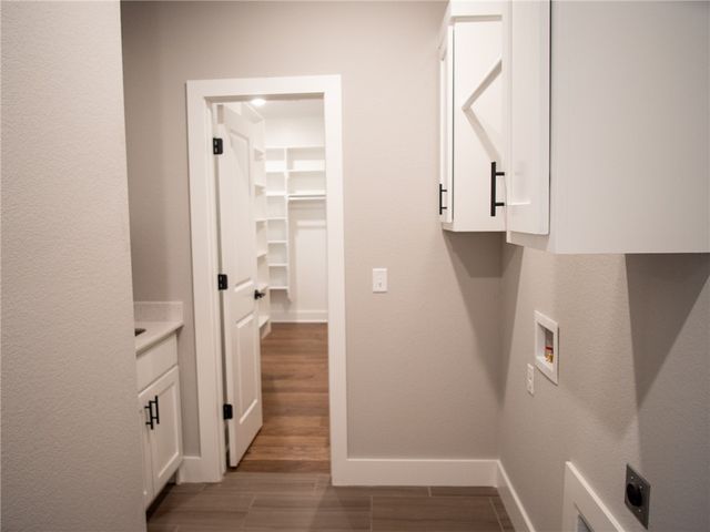 2128 S Magnificent Loop, Fayetteville, AR 72701