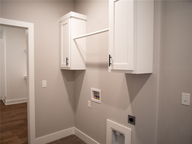 2128 S Magnificent Loop, Fayetteville, AR 72701