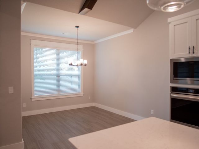 2128 S Magnificent Loop, Fayetteville, AR 72701