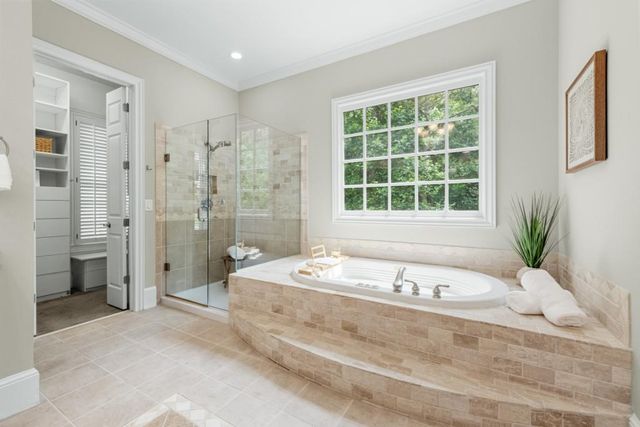 250 Enclave, Atlanta, GA 30342