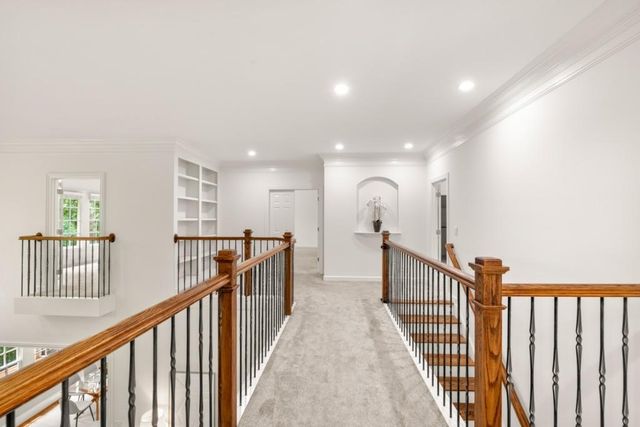 250 Enclave, Atlanta, GA 30342
