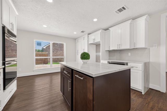 1018 Sherfield Ridge Drive, Katy, TX 77450