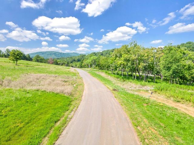 Lot 10 Springsteen CIR, Hardy, VA 24101