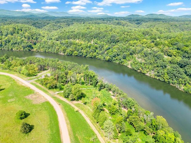 Lot 10 Springsteen CIR, Hardy, VA 24101