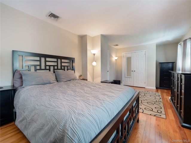 27 Will Rogers Lane, Nanuet, NY 10954