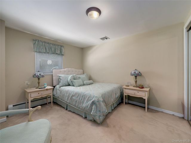 27 Will Rogers Lane, Nanuet, NY 10954