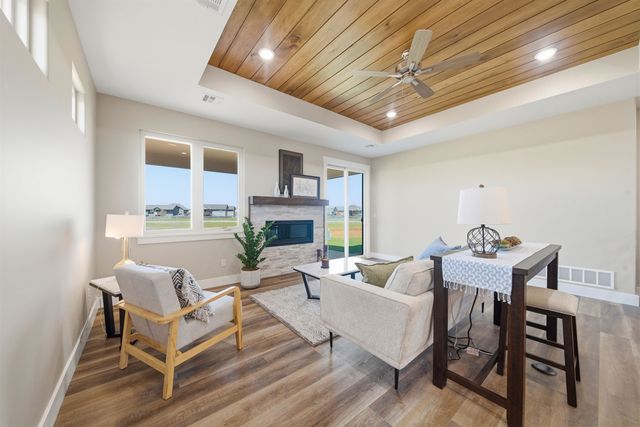 1602 S Dove Place, Goddard, KS 67052