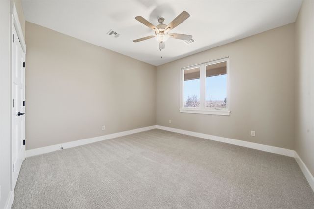 1602 S Dove Place, Goddard, KS 67052