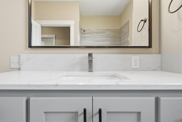 1602 S Dove Place, Goddard, KS 67052
