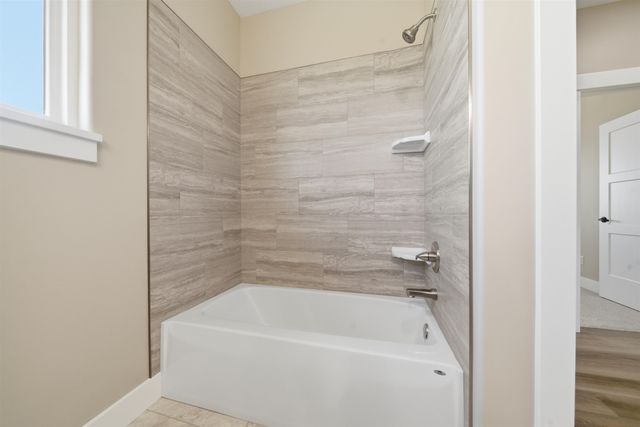 1602 S Dove Place, Goddard, KS 67052