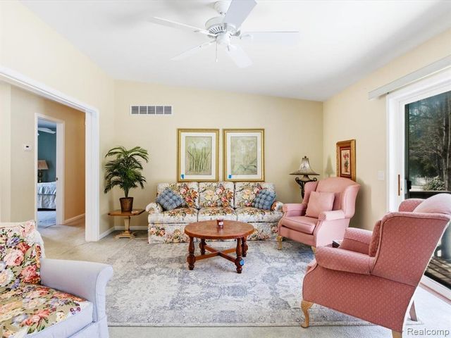 8431 Lakeshore Road, Burtchville, MI 48059