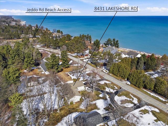 8431 Lakeshore Road, Burtchville, MI 48059