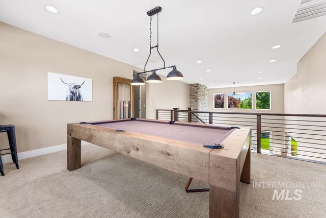 2110 N Wind Cave Way, Eagle, ID 83616