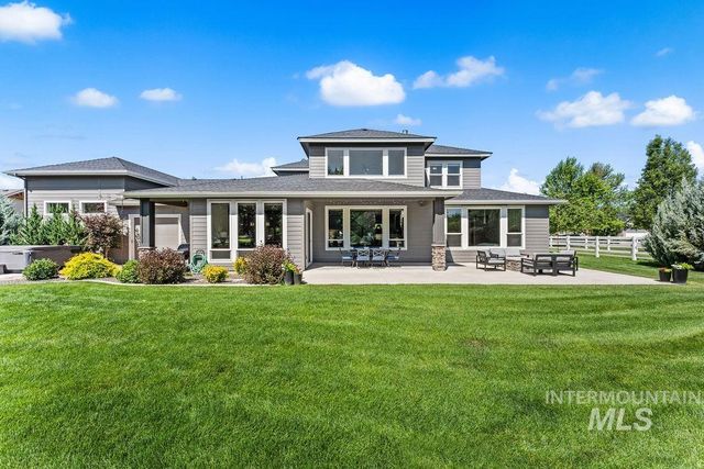 2110 N Wind Cave Way, Eagle, ID 83616