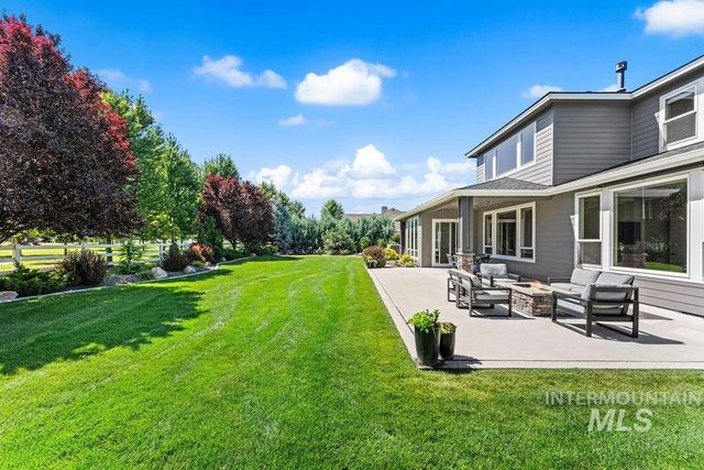 2110 N Wind Cave Way, Eagle, ID 83616