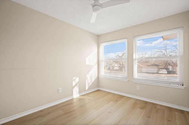 909 Clearwater TRL, Round Rock, TX 78664