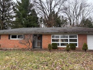 2743 Ironwood Drive, Springfield, OH 45504