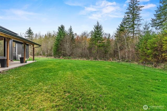 900 George Taylor Road, Silverlake, WA 98645