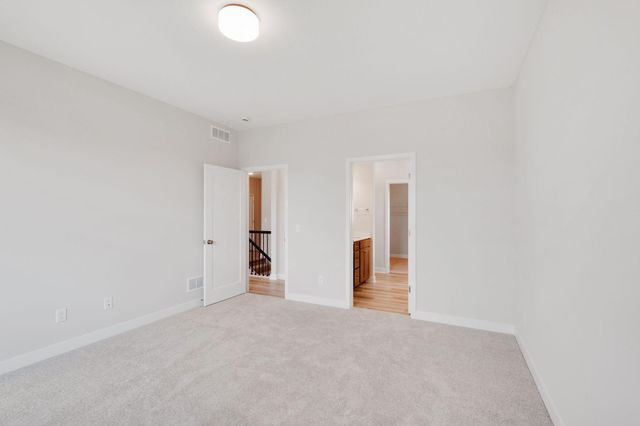 1264 Compton Avenue, River Falls, WI 54022