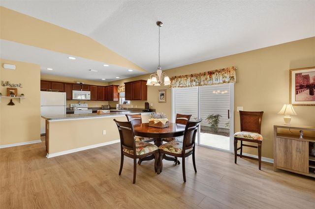 2448 RAVENWOOD LANE, The Villages, FL 32162