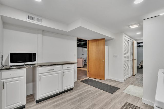 2115 W 34th Street, Davenport, IA 52806