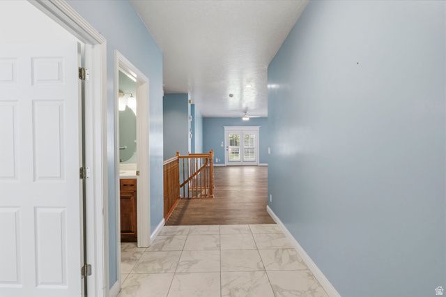 1092 W TITHING HILL PL, Riverton, UT 84065