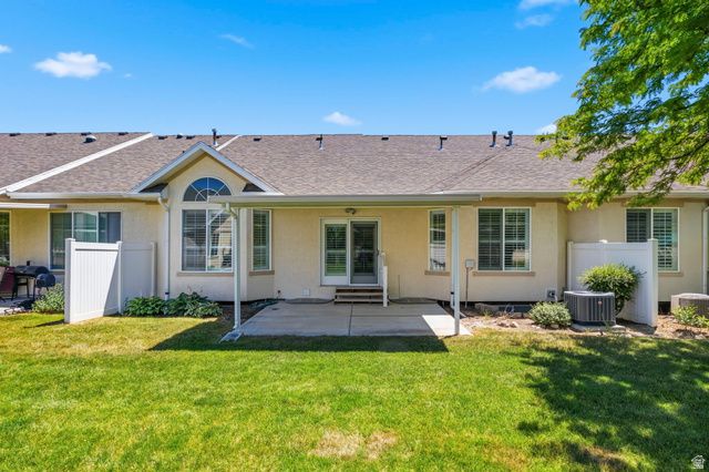 1092 W TITHING HILL PL, Riverton, UT 84065