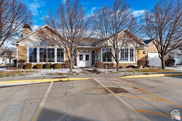 1092 W TITHING HILL PL, Riverton, UT 84065