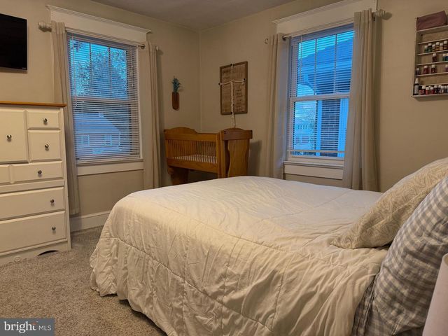 1606 1ST AVE, York, PA 17403