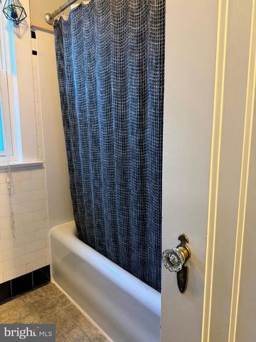 1606 1ST AVE, York, PA 17403