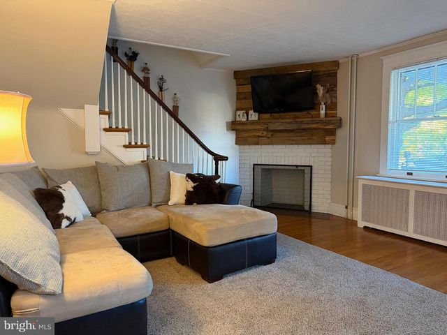 1606 1ST AVE, York, PA 17403