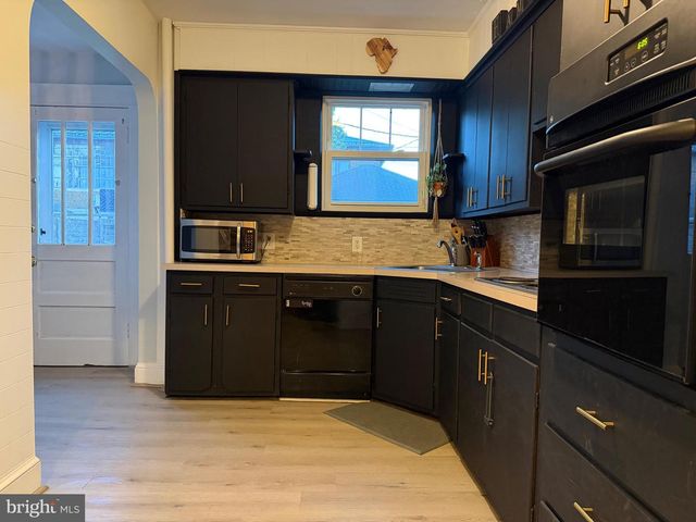 1606 1ST AVE, York, PA 17403