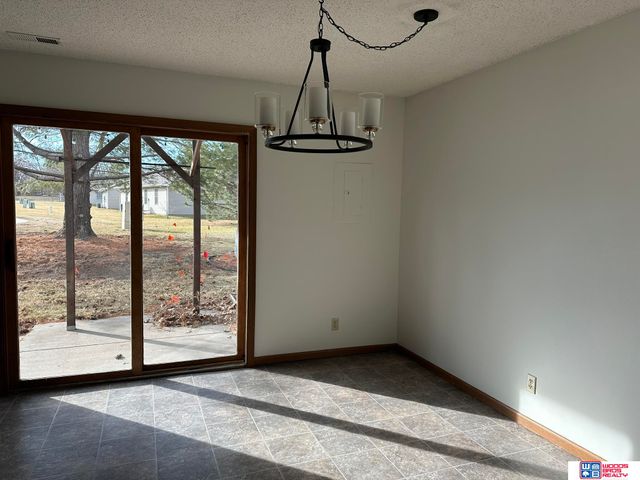 1701 Granada Lane, Lincoln, NE 68528