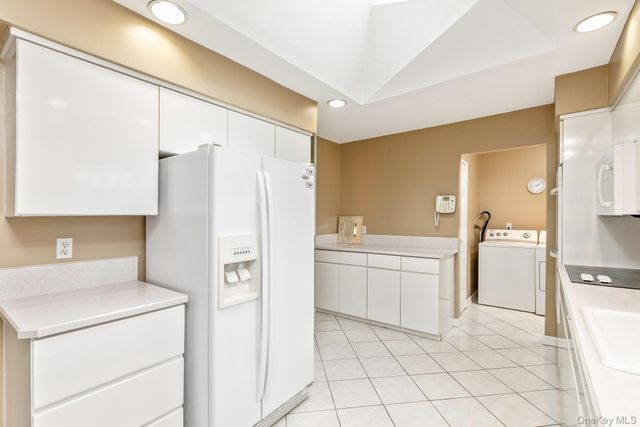 61 Hurtin Boulevard, Smithtown, NY 11787