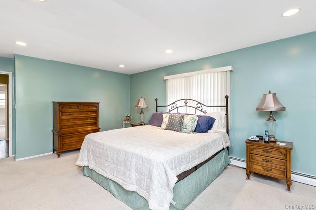 61 Hurtin Boulevard, Smithtown, NY 11787