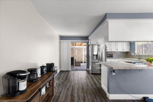 1205 Courtney Way, Modesto, CA 95358
