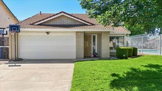 1205 Courtney Way, Modesto, CA 95358