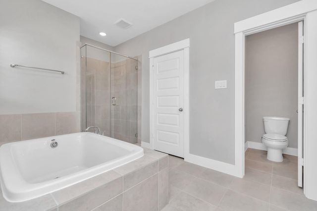 2705 Brown Lake Street, Houston, TX 77008