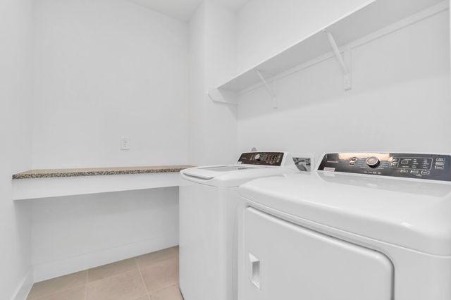 2705 Brown Lake Street, Houston, TX 77008