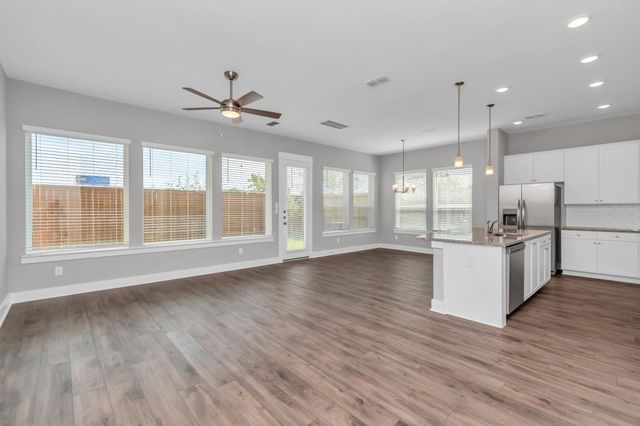 2705 Brown Lake Street, Houston, TX 77008