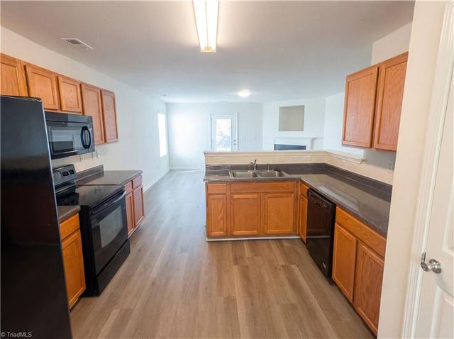 4478 Vernon Farms Boulevard, Kernersville, NC 27284