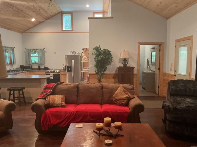 74 Circle Acres, Edgemont, AR 72044