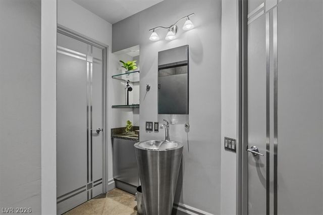2877 Paradise Road 2603, Las Vegas, NV 89109