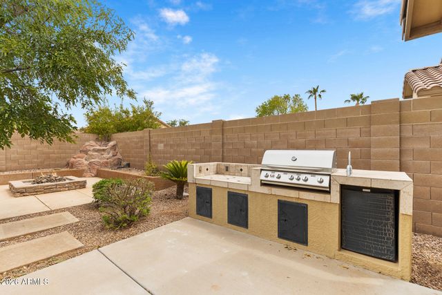 4224 E CHERRY HILLS Drive, Chandler, AZ 85249