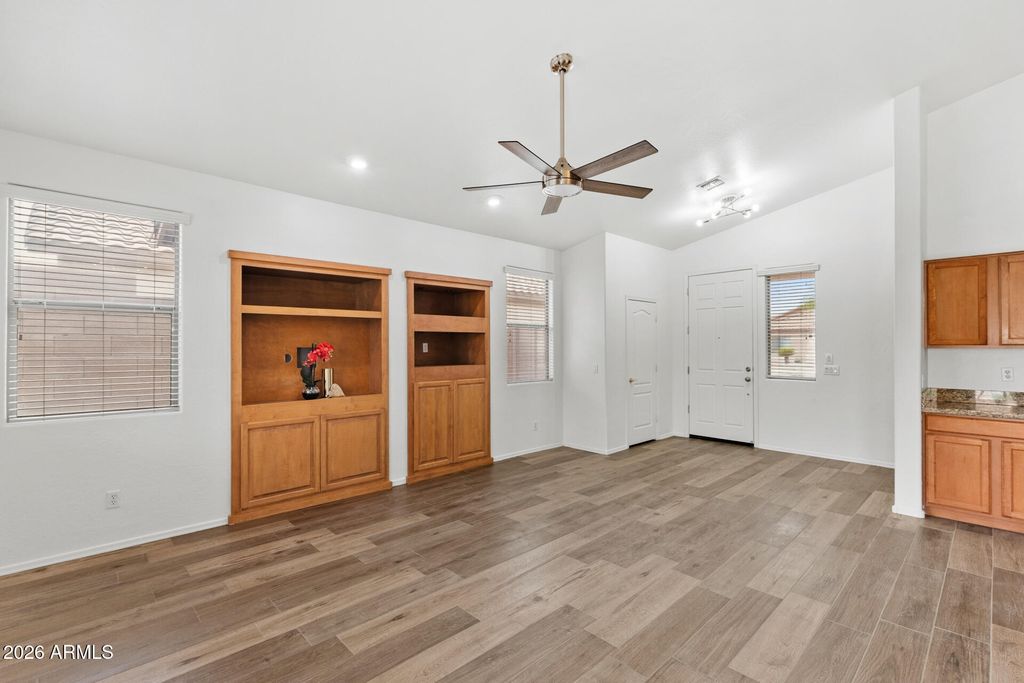 4224 E CHERRY HILLS Drive, Chandler, AZ 85249 — photo 3
