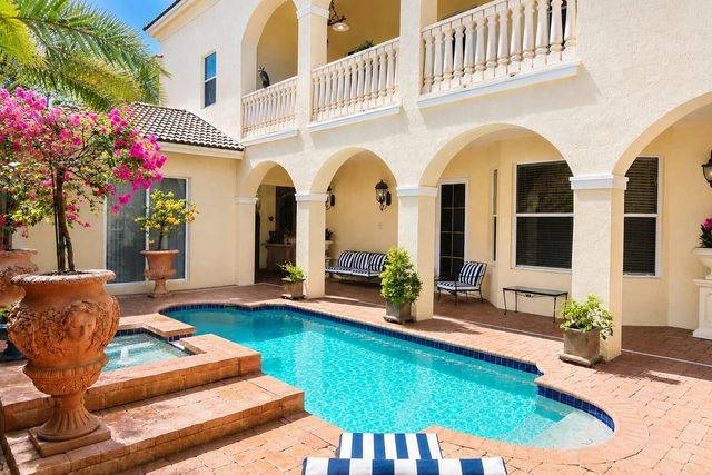 9183 Nugent Trail, West Palm Beach, FL 33411